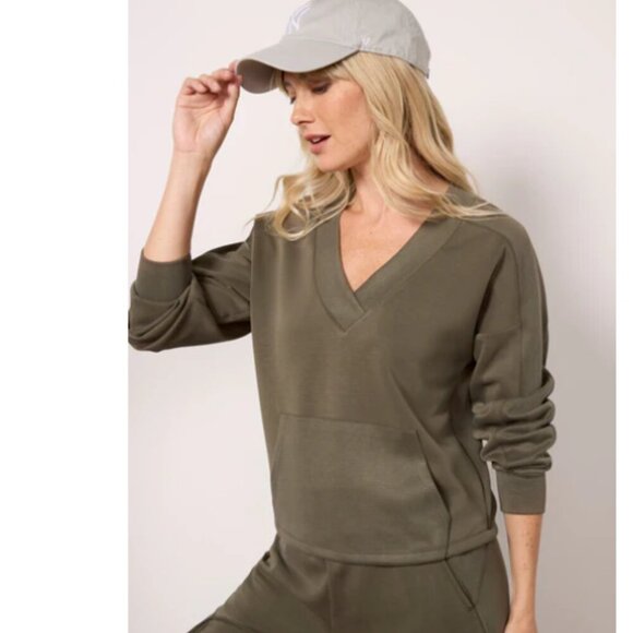 Evereve Tops - Evereve Ari V Neck Sweatshirt Olive Green Long Sleeve Ribbed Knit Detail Size S